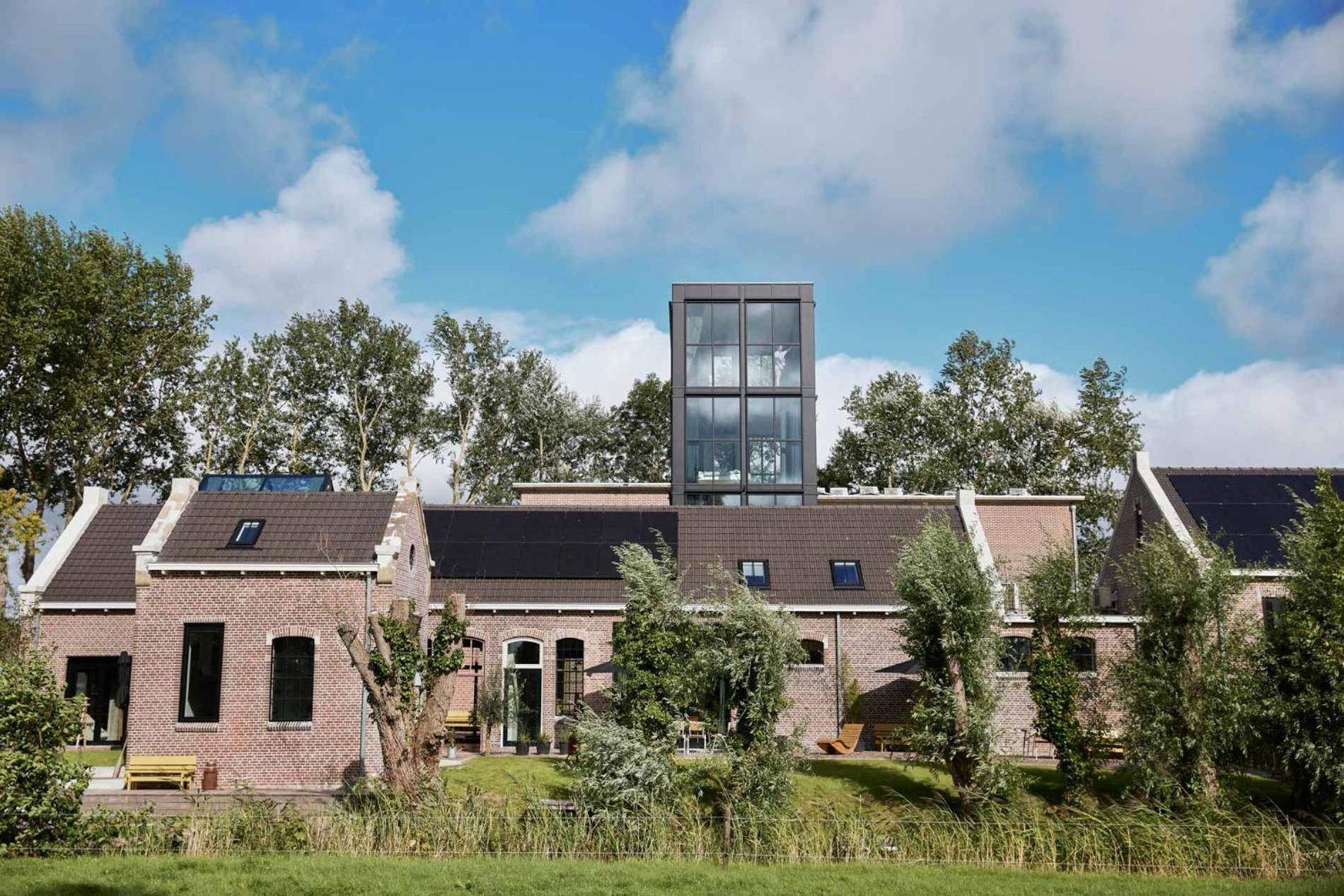 Suvelfabryk Aparthotel Lioessens Exteriör bild