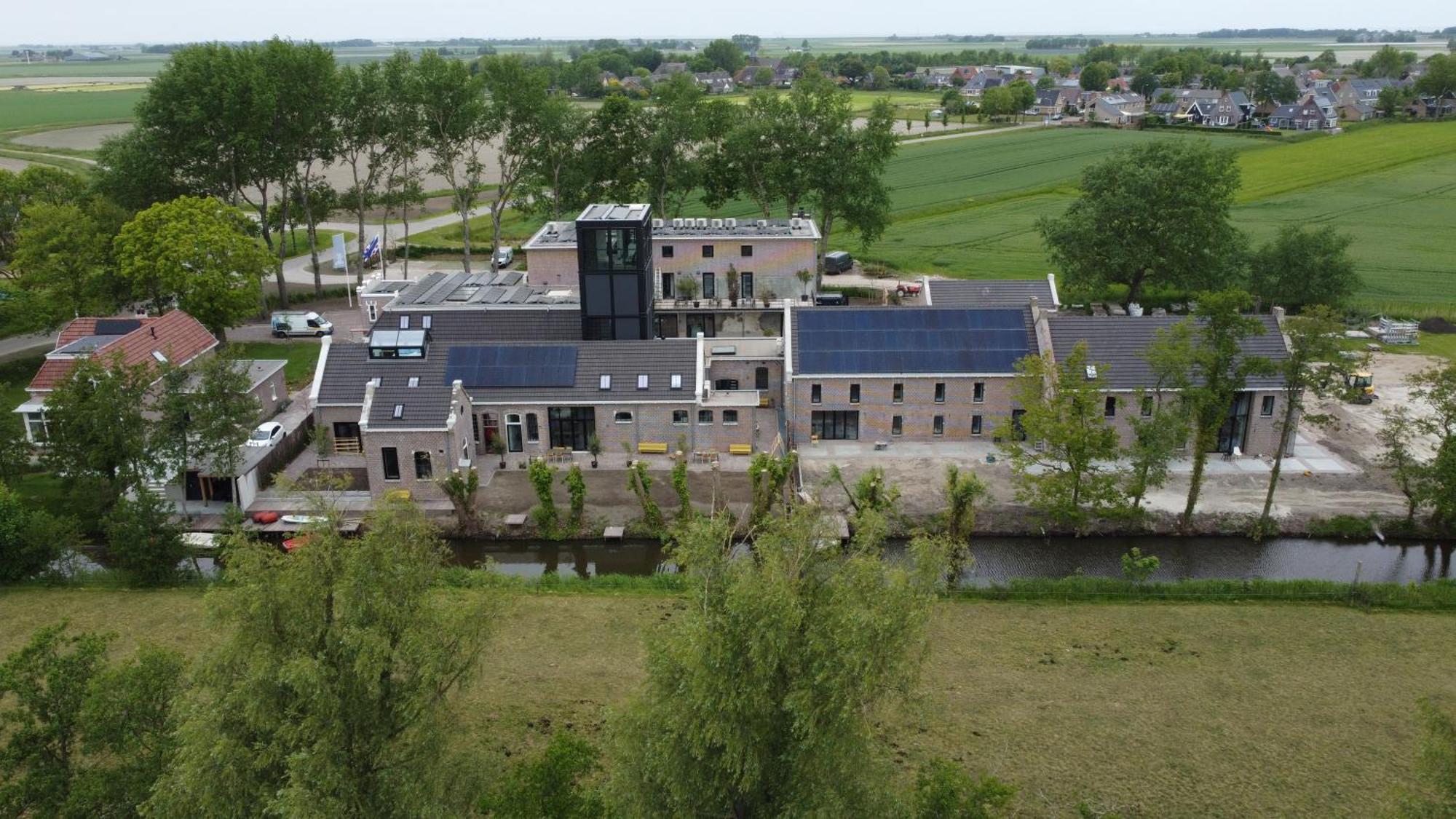 Suvelfabryk Aparthotel Lioessens Exteriör bild