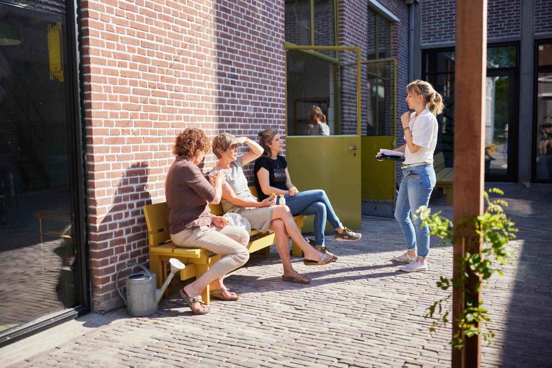 Suvelfabryk Aparthotel Lioessens Exteriör bild