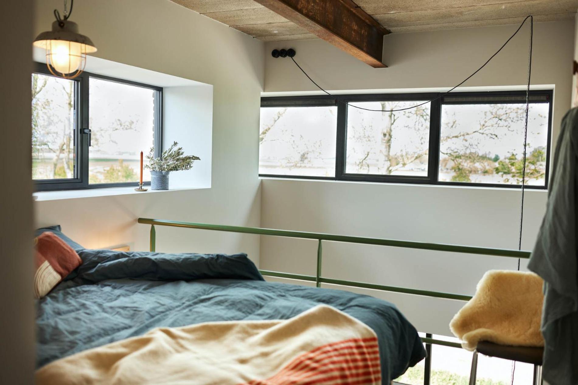 Suvelfabryk Aparthotel Lioessens Exteriör bild