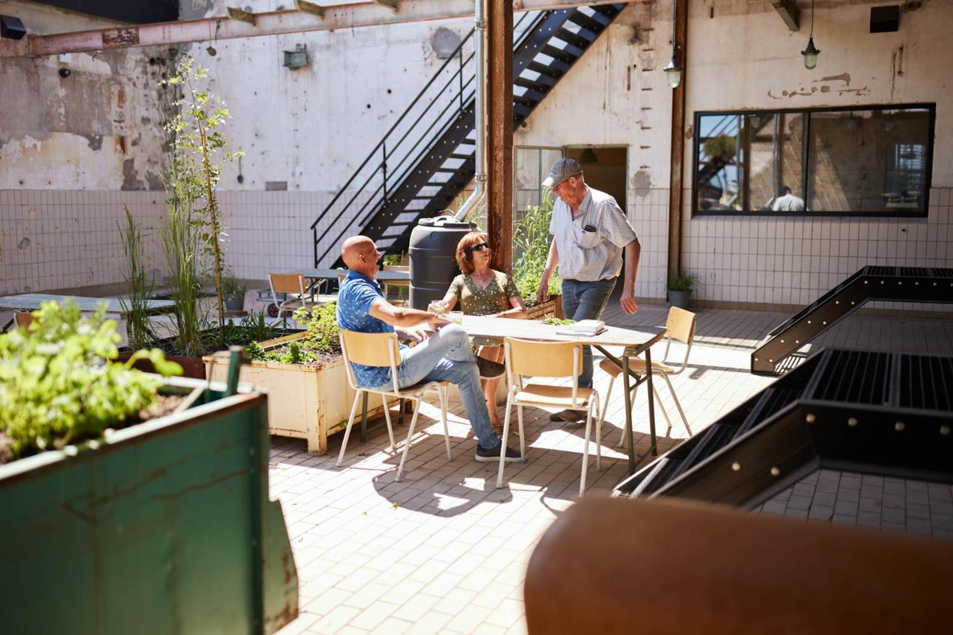 Suvelfabryk Aparthotel Lioessens Exteriör bild